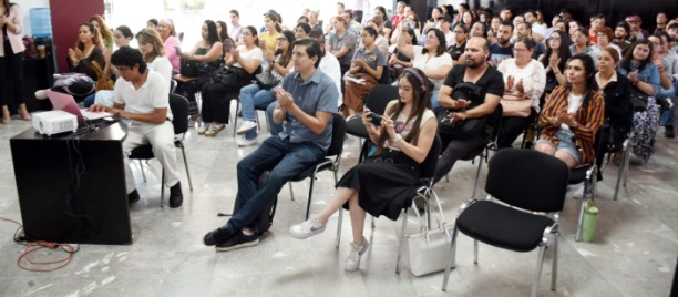 243a2ee6 1ef0 42a3 9427 2c859c689656