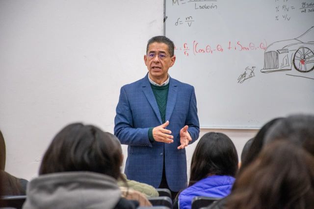 Alfredo Salazar, coordinador del Área de Ciencias de la Salud Alfredo Salazar copy copy