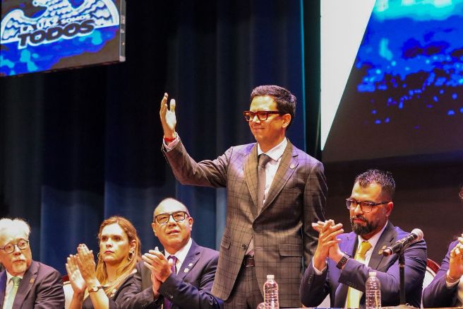 El secretario General de Gobierno, flanqueado por Ángel Román y Armando Flores WhatsApp Image 2025 09 06 at 4.21.59 PM