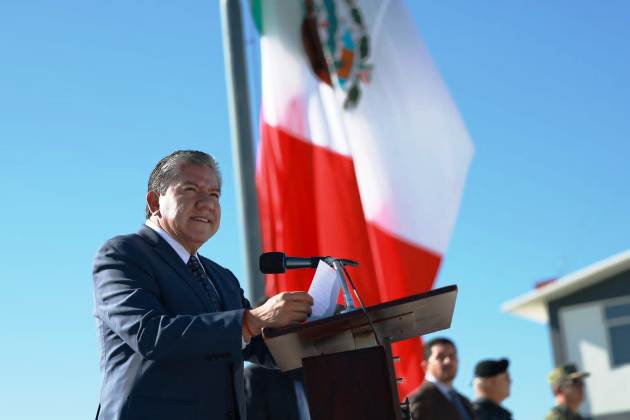 David Monreal encabezó los honores a la Bandera WhatsApp Image 2025 09 22 at 12.22.41 PM