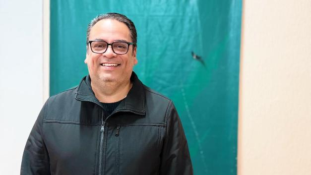 El docente - investigador WhatsApp Image 2025 11 18 at 4.16.24 PM