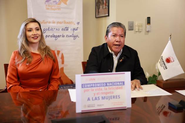 La titular de Semujer y el mandatario estatal WhatsApp Image 2025 11 25 at 10.19.27 AM