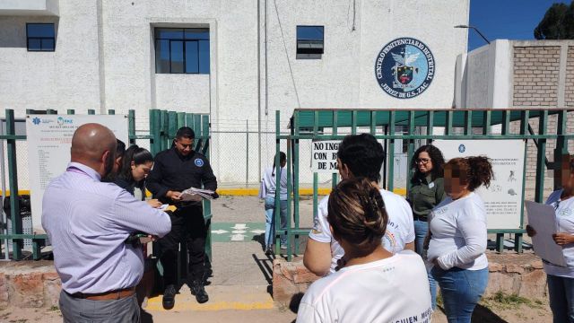 Recorrido de los colectivos por centros penitenciarios y colocación de cédulas centros penitenciarios copy