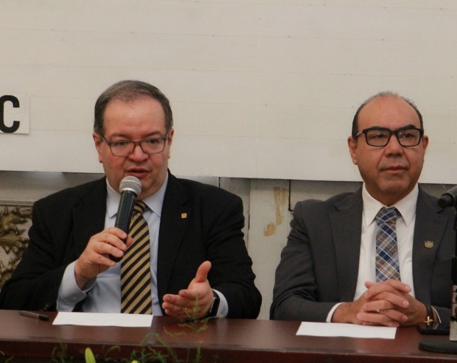 El acto se realizó en el Foyer del Teatro Fernando Calderón consol copy