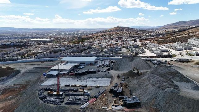 e4282b65 1768 4366 895d dcdff35ff8b4