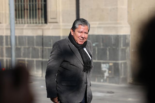 David Monreal, gobernador de Zacatecas, viajó a la capital del país con el fin de participar en la sesión estuvo cd mex