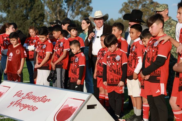 gobernador con equios