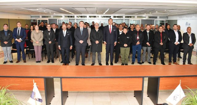 profesionalizaran a oficiales