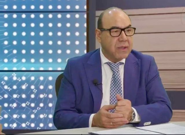 Mencionó que los diversos ofrecimientos económicos fueron en alrededor de ocho mesas públicas abiertas rector de la UAZ angel