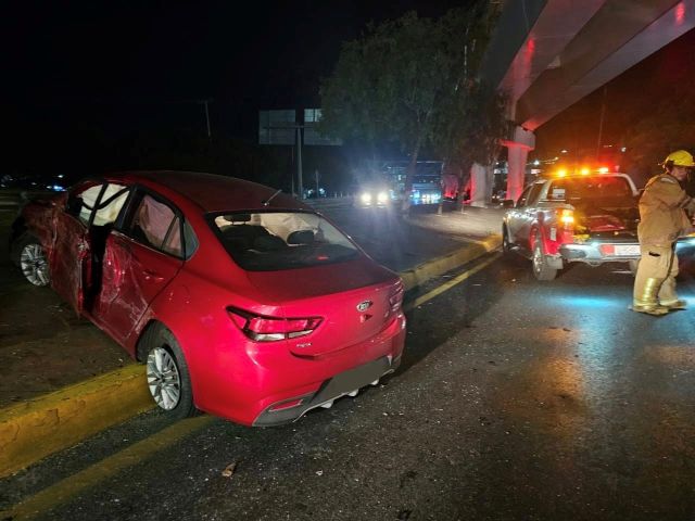 Fotos Protección Civil sobre camellon