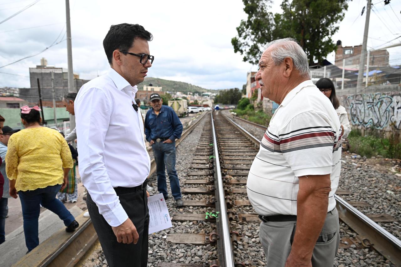 con vecinos copy