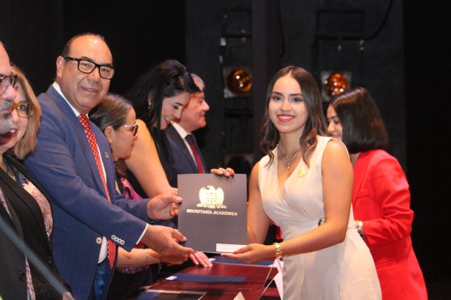 rector y estdiante