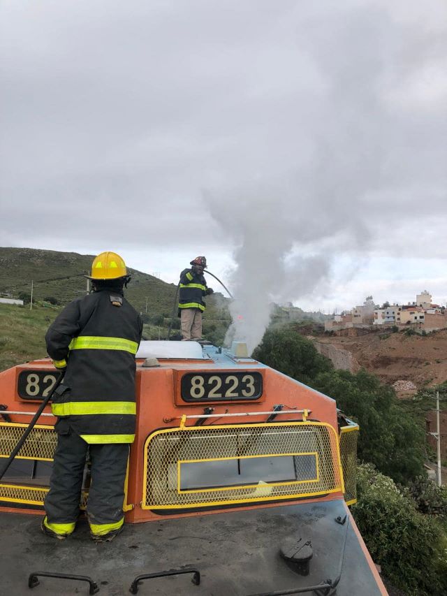 locomotora en llamas