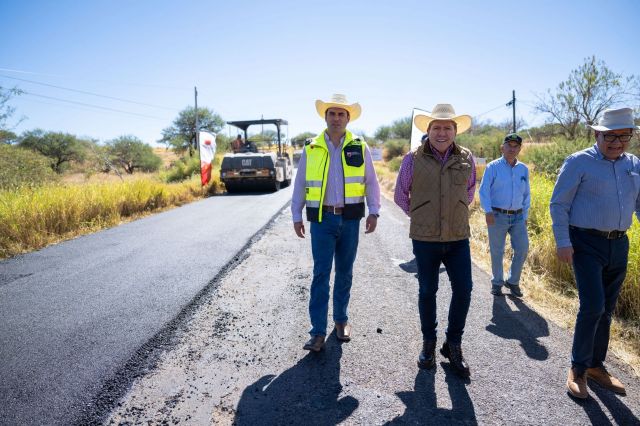 CAMINANDO carretera