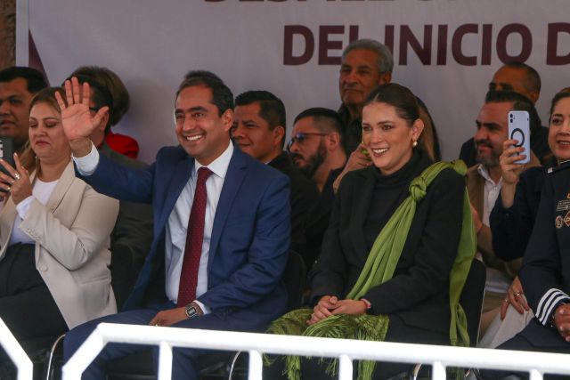 alcalde y esposa