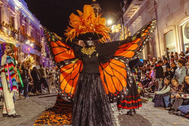 el desfile en el centro