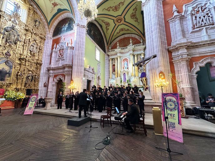 Música sacra, en el templo de Santo Domingo WhatsApp Image 2025 04 15 at 1.42.42 PM