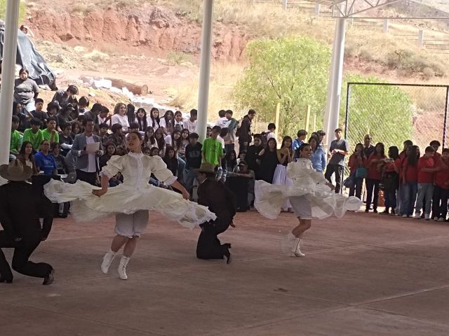 baila dos