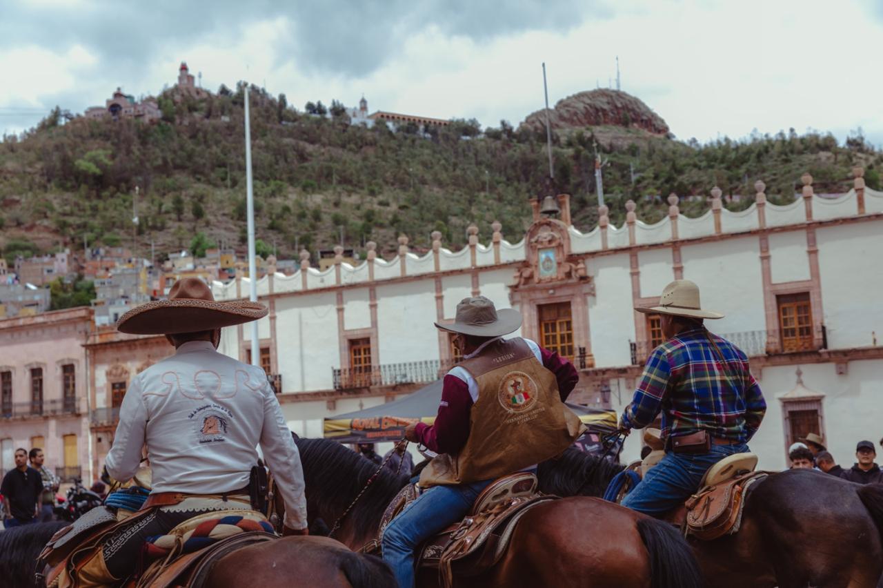bufa cabalgante