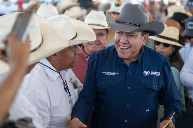 gobernador campesinos
