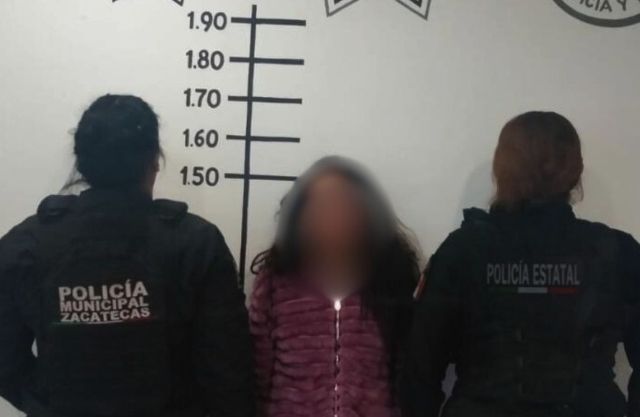 La Policía dijo que la encontró en posición agresiva joven agesiva