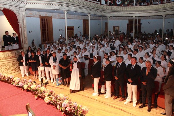 597 2026 Culmina la formación profesional de una nueva generación de 267 estudiantes en la Licenci (43)