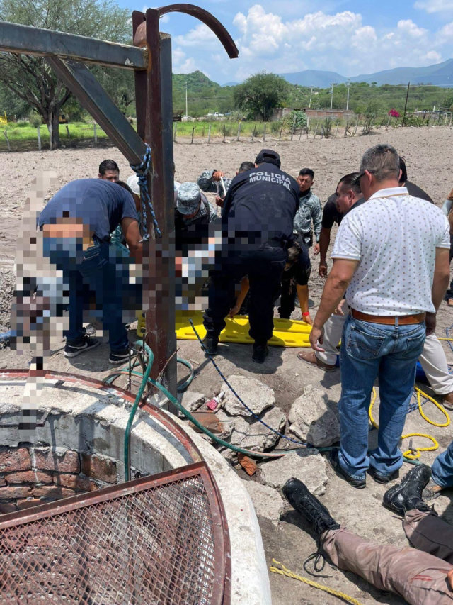 Rescate de hombre en pozo de Juchipila