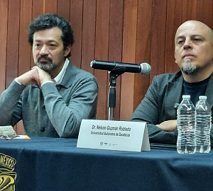 Conferencia de  Nelson Guzmán