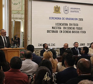 593 2026 Con sólida formación científica, egresan estudiantes de Física de la UAZ (6)