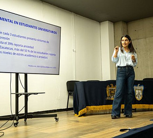 212 2026 Hackatón Atenea impulsa proyectos que transforman problemas en soluciones (1)