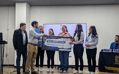 219 2026 Los equipos de “Hackatoneras”, “Electrochicas” y “Hack4her” triunfan en el Hackatón Atenea 2026 (8)