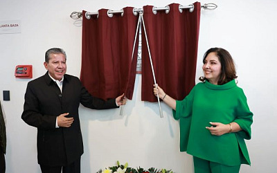 abriendo