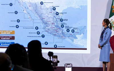 Cuauhtémoc, Ciudad de México. 12 de marzo 2025. La presidenta constitucional de los Estados Unidos Mexicanos, la Doctora Claudia Sheinbaum Pardo en conferencia de prensa matutina en el salón de la Tesorería de Palacio Nacional. Acompañan a la presidenta: Efraín Morales López, director general de la Comisión Nacional del Agua; Felipe Zataráin Mendoza, subdirector de Agua Potable; Aarón Mastache Mondragón, subdirector general de Infraestructura Hidroagrícola; Roberto Capuano, encargado del Proyecto Desarrollo Sustentable de Hidalgo, Estado de México y Ciudad de México y  Miguel Ángel Elorza Vásquez, coordinador de Infodemia.  Foto: Juan Carlos Buenrostro /PresidenciaEnlaces a Guerrero, Morelos, Tabasco, Cdmx, y Estado de México para el arranque de las jornadas de Vida Saludable.* Margarita González Saravia, Gobernadora de Morelos/Mario Delgado Carrillo, secretario de Educación Pública* Clara Marina Brugada Molina, Jefa de Gobierno de la Ciudad de México: David Kershenobich Stalnikowitz, secretario de Salud/Alejandro Svarch Pérez, director general del IMSS Bienestar/Martí Batres Guadarrama, director general del Instituto de Seguridad y Servicios Sociales de los Trabajadores del Estado/Francisco Luciano Concheiro Bórquez, titular de la Autoridad Educativa Federal en la Ciudad de México* Javier May Rodríguez, Gobernador de Tabasco; María del Rocío García Pérez, titular del Sistema Nacional DIF* ⁠Evelyn Salgado Pineda, Gobernadora de Guerrero; Ramiro López Elizalde, subsecretario de Salud Federal * ⁠Delfina Gómez Álvarez, Gobernadora del Estado de México/Zoé Robledo Aburto, Director General del IMSS