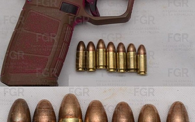 pistola y balas