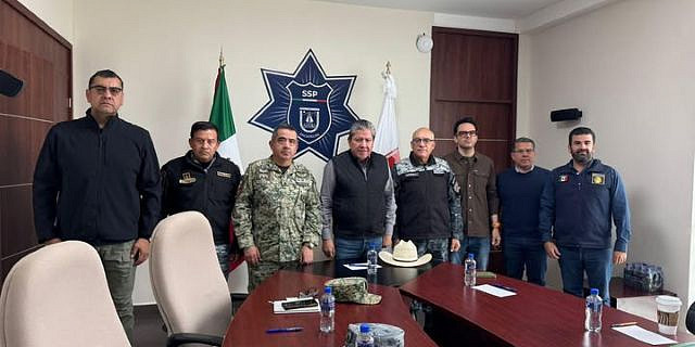 la mesa en sesion copy