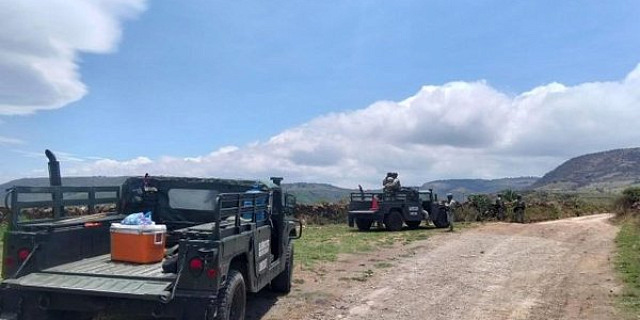 ejercito y corporaciones